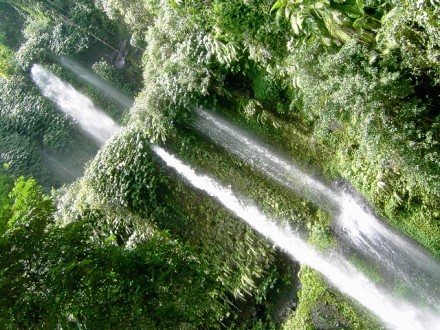 Wisata ke Air Terjun Sendang Gila di Lombok